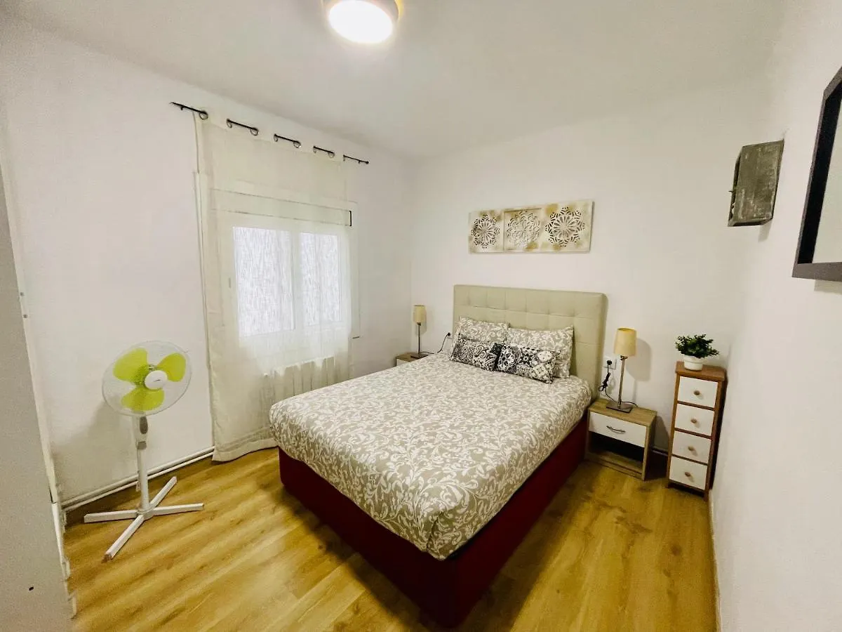 Beach Apartment Barca 6 Sant Adria de Besos 0*,  İspanya
